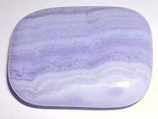 Chalcedon A+ mit Lochung [ca.8x20x30 mm]