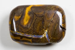 Boulderopal A+ mit Lochung [ca.8x20x30 mm]