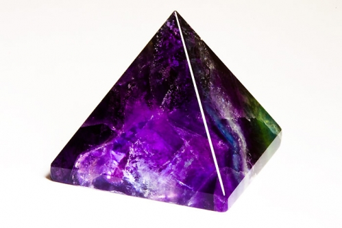 RegenbogenFluorit  Pyramide 50x50x50 mm