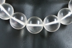 Bergkristall matt A+ Kugeln Ø 16 mm