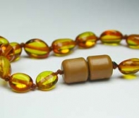 Naturbernstein mit Sicherheitsverschluss