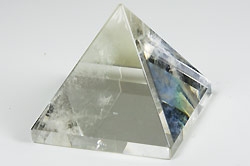 Schungitpyramide poliert 70x70x70 mm